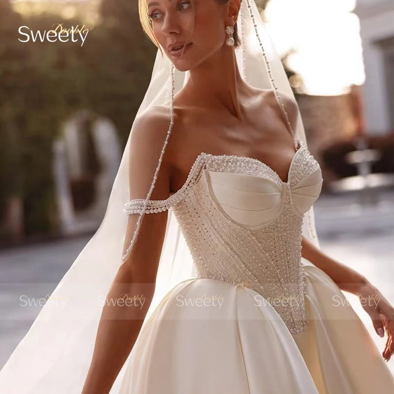 Exquisite Wedding Dress Full Satin With Beading Ball Gown